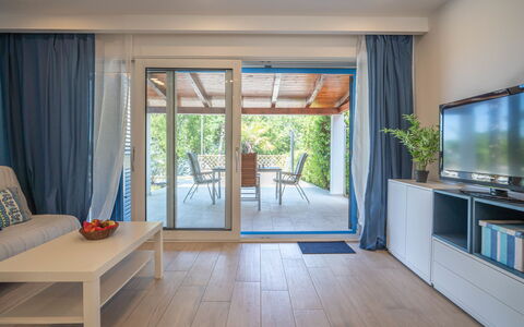 Natali: Zimmer, Eigentum, Gebäude, Interior Design, Möbel, Fussboden, Haus, Wohnzimmer, Holzboden, Zuhause