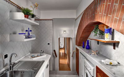 49 Little House: 49-little-house-sorrento-apartament-kitchen