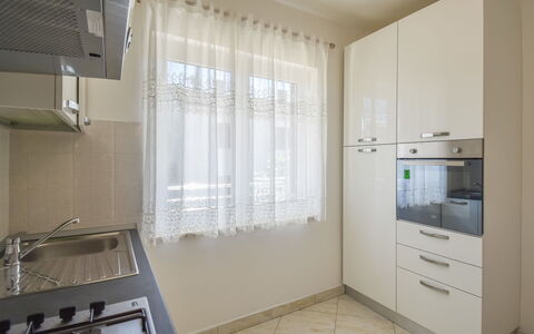 Aurora: Cabinetry, Gebäude, Holz, Küchengerät, Interior Design, Die Architektur, Haushaltsgerät, Küche, Flooring