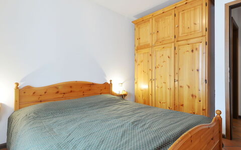 Casa Marmolada: Möbel, Komfort, Bett, Textil, Holz, Gebäude, Interior Design, Bettrahmen, Fussboden
