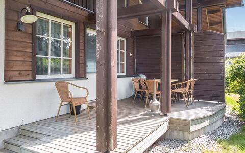 Fore Camp: Holz, Flooring, Fussboden, Möbel, Holzboden, Interior Design, Etagenbett, Zimmer, Holzbeize, Hartholz