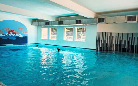 Bolquere 651: Schwimmbad, Resort, Freizeit, Hotel, Ferienort, Freizeitzentrum, Thermae, Boutique Hotel