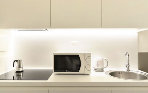 Florence 862: Weiss, Eigentum, Zimmer, Interior Design, Möbel, Sinken, Wand, Countertop, Haus, Küche