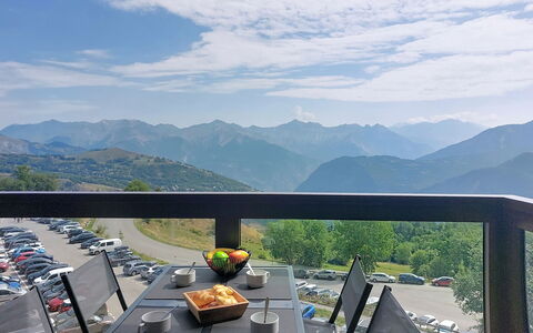 Les Terrasses du Corbier: Berg, Gebirge, Bergstation, Grat, Gartenmöbel, Stuhl, Alpen, Tisch Im Freien, Senke, Balkon
