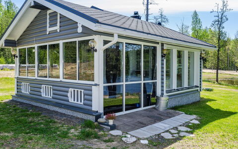 Villa Leinola 2: Holz, Hütte, Blockhaus, Wald, Schuppen, Gartenbauten, Lärche, Wald, Holzbeize