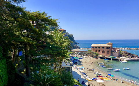 Luigina - Levanto: Gewässer, Küste, Küsten Und Ozeanische Forms, Meer, Sommer, Strand, Resort, Ufer, Touristenattraktion, Boot
