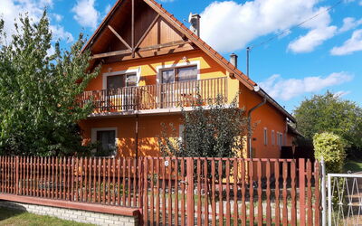 Vörös Apartman