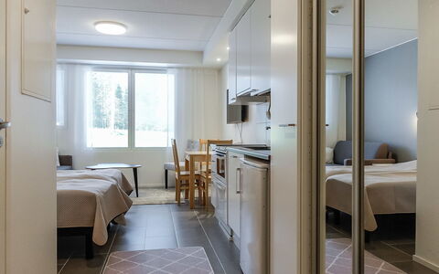 Skistar 105: Möbel, Interior Design, Fussboden, Wand, Flooring, Holz, Decke, Zimmer, Bett, Schlafzimmer