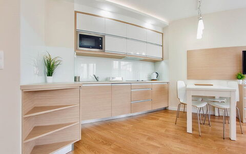 Kąty Rybackie Marina: Cabinetry, Möbel, Gebäude, Kommode, Countertop, Interior Design, Holz, Beleuchtung, Schublade, Regal