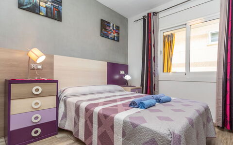 Cloud: Interior Design, Fussboden, Flooring, Zimmer, Wohnung, Schlafzimmer, Decke, Bett, Bettdecke, Bedding