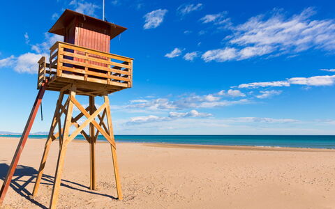 Ajoupa: Blau, Holz, Sommer, Strand, Horizont, Meer, Küsten Und Ozeanische Forms, Ozean, Sand, Küste