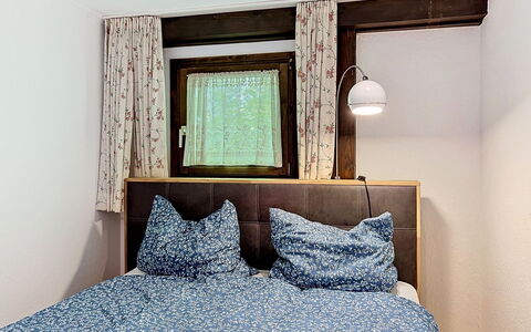 Fliederweg: Interior Design, Schlafzimmer, Bett, Wand, Bettdecke, Holz, Möbel, Bedding, Textil, Zimmer