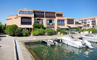 Marina 2
