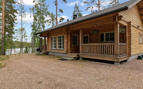 Kaitaranta: Holz, Hütte, Blockhaus, Wald, Schuppen, Gartenbauten, Lärche, Wald, Holzbeize
