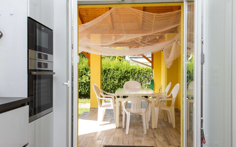 Francois: Möbel, Eigentum, Stuhl, Tabelle, Schatten, Interior Design, Holz, Tisch Im Freien, Fussboden