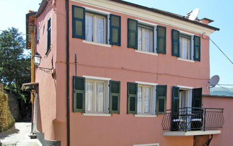 Arietta Vlo150: Himmel, Fenster, Eigentum, Pflanze, Gebäude, Die Architektur, Urban Design, Nachbarschaft, Fassade, Dach