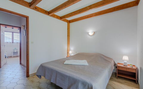 Le Lagon: Möbel, Eigentum, Komfort, Gebäude, Holz, Interior Design, Bett, Schatten, Fussboden