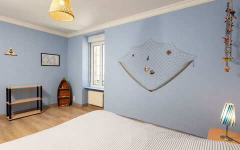 La Grève: Interior Design, Decke, Flooring, Fussboden, Beleuchtung, Schlafzimmer, Zimmer, Linens, Bett, Farbe