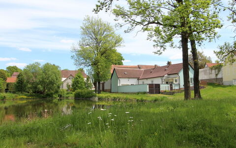 Plavsko: Himmel, Pflanze, Wolke, Fenster, Gebäude, Natürliche Landschaft, Natürlichen Umgebung, Baum, Grundstueck, Haus