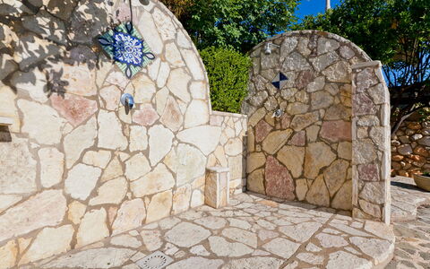 Castellammare del Golfo 265: Blatt, Die Architektur, Strassenbelag, Bedrock, Landschaft, Wand, Steinwand, Flagstone, Baum, Flooring