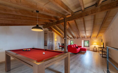 Boutique House: Eigentum, Tabelle, Möbel, Holz, Gebäude, Beleuchtung, Interior Design, Schwimmbad, Die Architektur, Erholungsraum