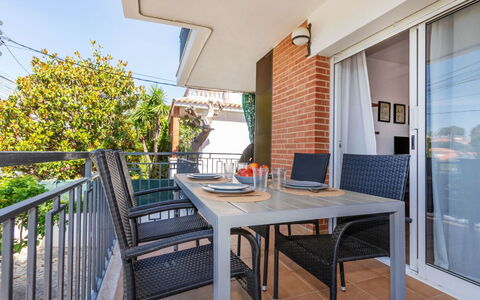 Mirror: Möbel, Stuhl, Gartenmöbel, Balkon, Küche & Esszimmer Tisch, Tisch Im Freien, Schatten, Veranda, Terrasse, Holzbeize
