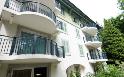 Les Jardins de L'Astoria: Gebäude, Eigentum, Fenster, Himmel, Baum, Die Architektur, Haus, Pflanze, Urban Design