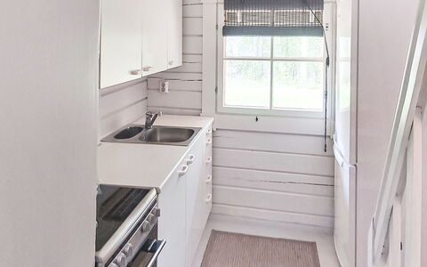 Villa Koivumäki: Holz, Flooring, Interior Design, Fussboden, Decke, Küche, Zimmer, Küchengerät, Major Appliance, Countertop