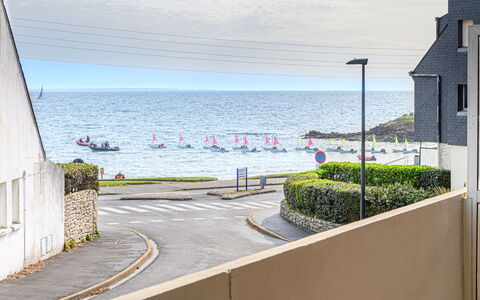 Port Haliguen Plaisance: Schwimmbad, Verbundwerkstoff, Wohnung, Eigentumswohnung, Villa, Landscaping, Resort, Hotel, Balkon, Eco Hotel
