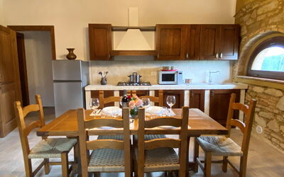 Aves 650.10: Möbel, Tabelle, Stuhl, Holz, Beleuchtung, Countertop, Flooring, Fussboden, Küche & Esszimmer Tisch, Küche