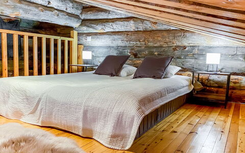 Salmikankaan Kelo D2: Interior Design, Flooring, Holz, Fussboden, Möbel, Holzboden, Schlafzimmer, Bett, Decke, Beleuchtung