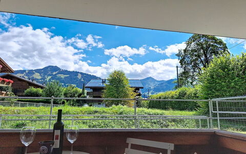Saanen 100: Wohnung, Eigentumswohnung, Estate, Balkon, Villa, Hotel
