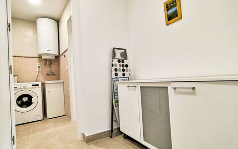 Colores al Mar: Möbel, Interior Design, Stuhl, Tabelle, Esszimmer, Küche & Esszimmer Tisch, Flooring, Fussboden, Beleuchtung, Zimmer