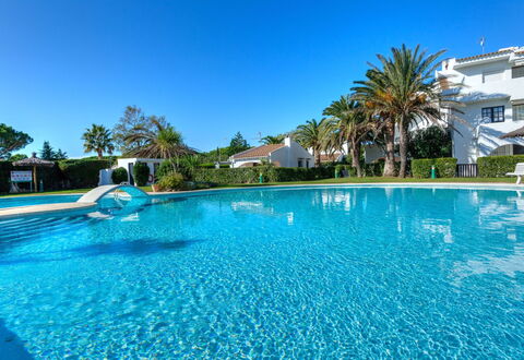 Blue Ducado de Golf: Blau, Wasser, Schwimmbad, Freizeit, Resort, Landscaping, Tropen, Schatten, Ferienort