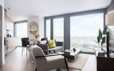 London City 304: Möbel, Interior Design, Wohnung, Fussboden, Flooring, Tabelle, Stuhl, Wohnzimmer, Zimmer, Zuhause
