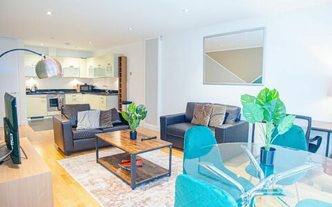 Saffron Hill, Farringdon