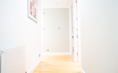 Saffron Hill, Farringdon: Gebäude, Holz, Haus, Tür, Fussboden, Flooring, Hartholz, Home Door, Holzbeize