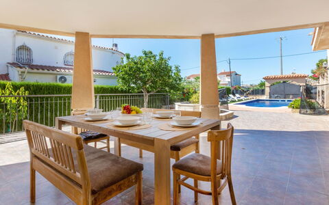 Villa Cantos: Möbel, Stuhl, Tabelle, Küche & Esszimmer Tisch, Gartenmöbel, Tisch Im Freien, Schatten, Holzbeize, Terrasse, Esszimmer