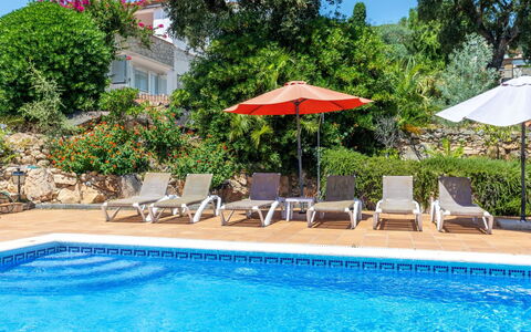 El Suro: Schwimmbad, Resort, Gartenmöbel, Garten, Eco Hotel, Landscaping, Hazienda, Villa, Hotel, Sonnenliege