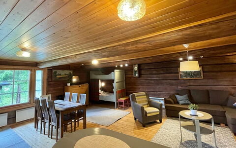 Metsäpirtti: Ländliches Gebiet, Bergstation, Dorf, Gebirge, Senke, Bergdorf, Alpen, Eco Hotel, Balkon, Hotel