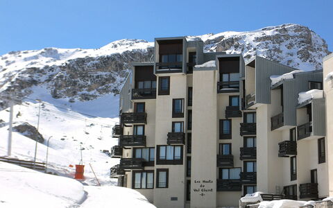 Tignes 340: Himmel, Schnee, Gebäude, Berg, Fenster, Weiss, Steigung, Die Architektur, Urban Design, Haus