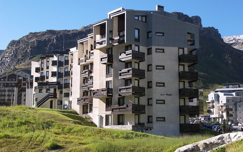 Tignes 345: Himmel, Gebäude, Fenster, Berg, Natur, Die Architektur, Urban Design, Haus, Eigentumswohnung, Nachbarschaft