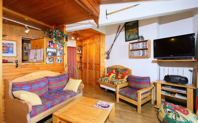 Le Curling a (Val Claret) 350.17: Zimmer, Möbel, Eigentum, Gebäude, Interior Design, Wohnzimmer, Haus, Tabelle, Grundeigentum, Zuhause