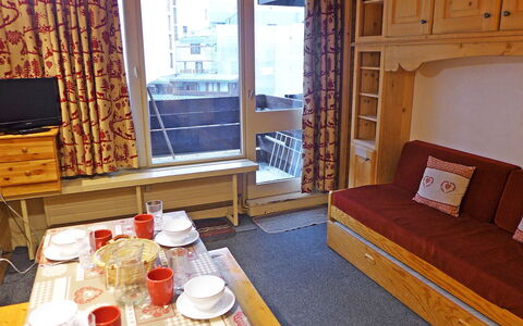 Tignes 375: Zimmer, Eigentum, Möbel, Gebäude, Interior Design, Wohnzimmer, Haus, Grundeigentum, Fussboden, Fenster