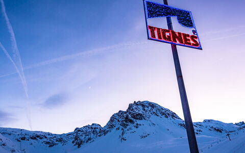 Tignes 390: Himmel, Wolke, Schnee, Berg, Blau, Steigung, Einfrieren, Glazialmorphologie, Gebirge, Geologisches Phänomen