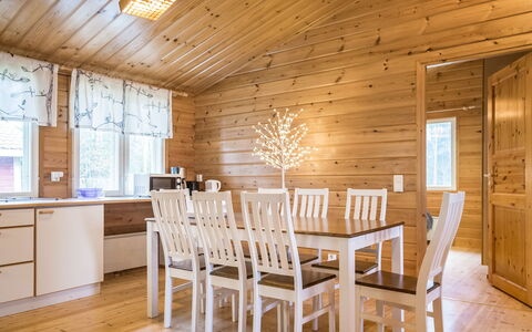 Paroni: Bett, Möbel, Schlafzimmer, Interior Design, Bedding, Bettdecke, Flooring, Holz, Fussboden, Zimmer