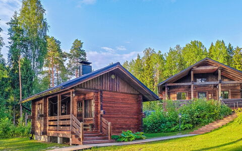 Iltaranta: Bett, Möbel, Schlafzimmer, Interior Design, Bedding, Bettdecke, Flooring, Holz, Fussboden, Zimmer