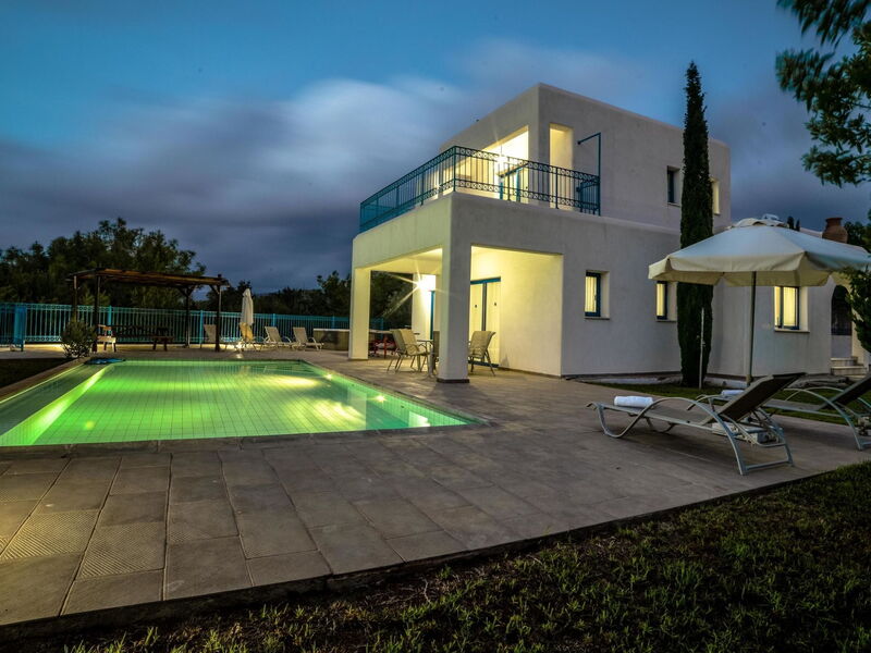 Azzurro Holiday Villas