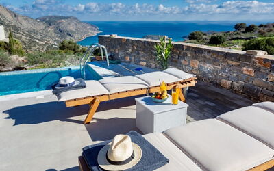 Villa Plaka