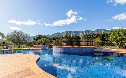 Golden Beach: Schwimmbad, Resort, Gebirge, Ferienort, Eco Hotel, Grat, Hotel, Water Feature, Thermae